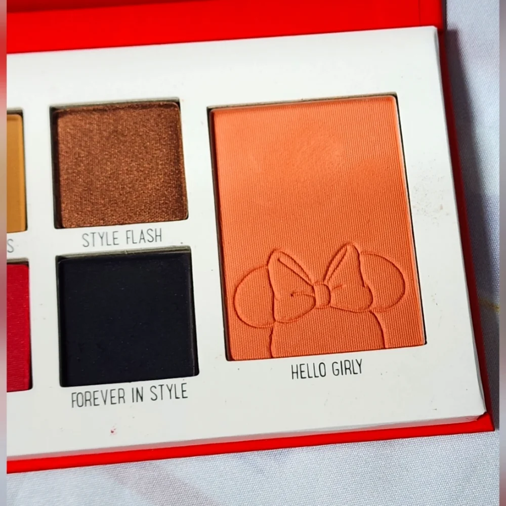 Dose Of Colors Minnie Mouse Palette NEW - Picture 5 of 10